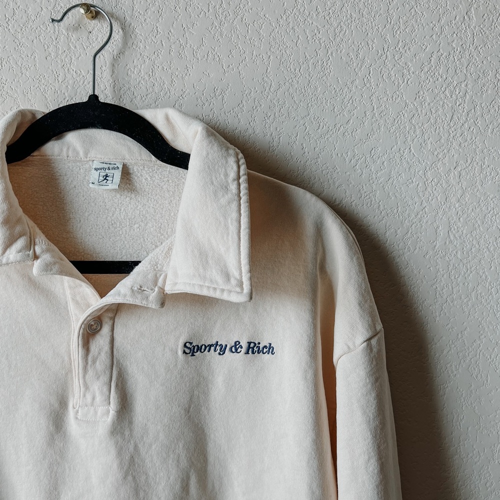 NWT SPORTY & RICH CLASSIC LOGO EMBROIDERED POLO / PULLOVER
